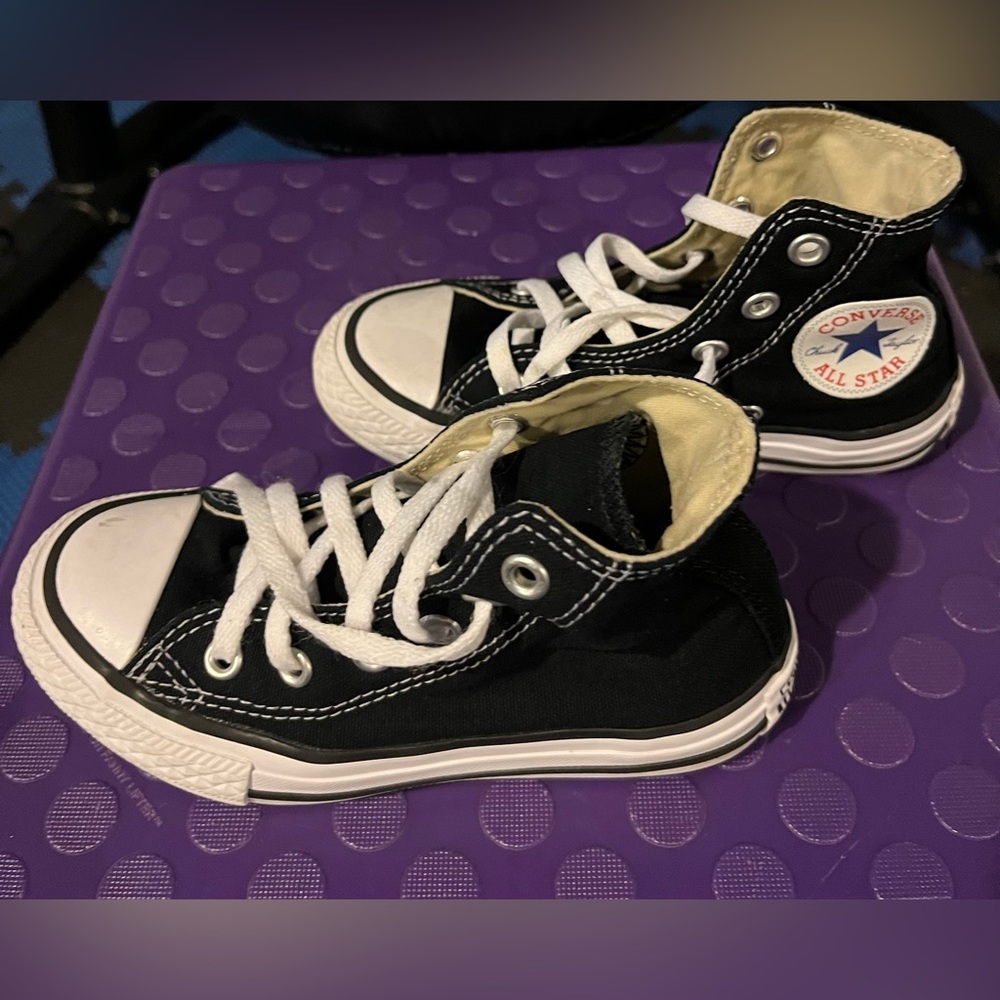 Converse - Picture 4 of 5
